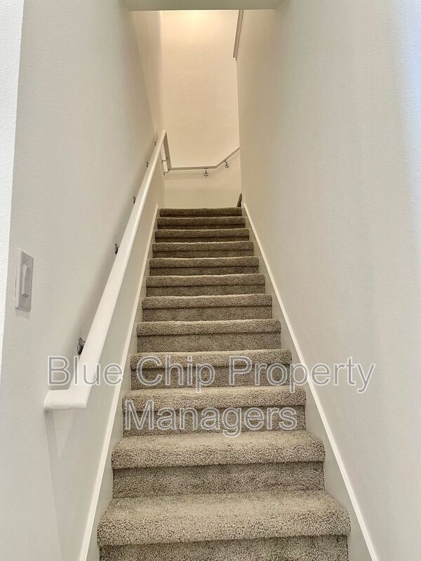 Building Photo - 12101 Via Caselli Ln