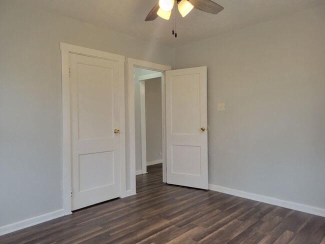 Building Photo - Your Next Home Awaits: 3 Bed 1 Bath Family!