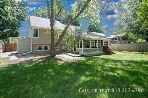 Building Photo - 15118 W 83rd St