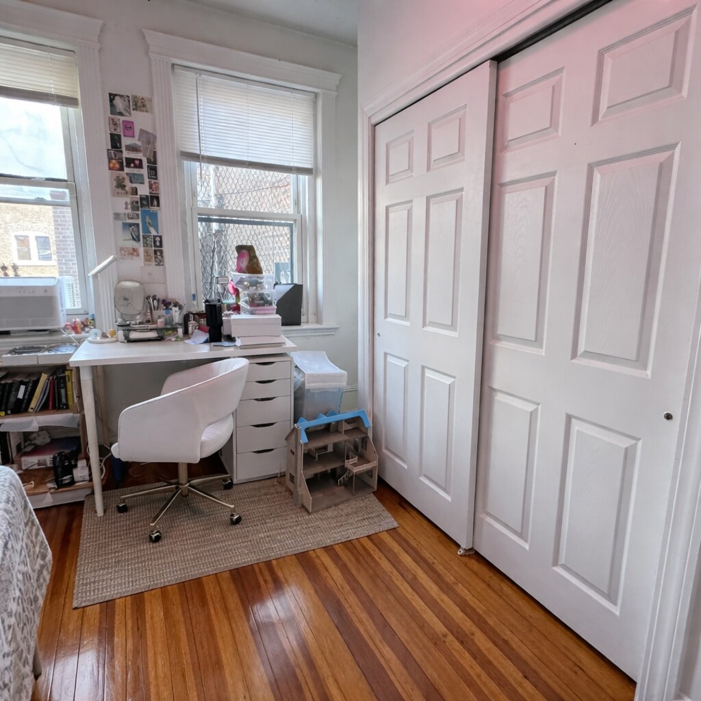 Building Photo - 59 Hemenway St