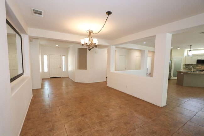Building Photo - 1197 Oro Ridge