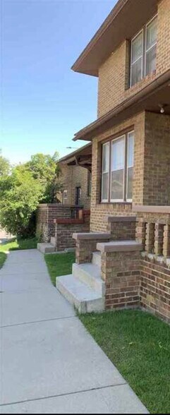 Building Photo - 205 E Pershing Blvd