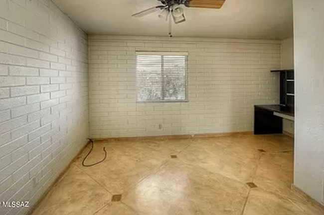 Building Photo - 55 Cherry-206