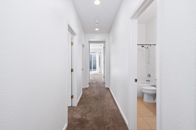 Building Photo - Spacious 3-Bed, 2-Bath Single Level Home