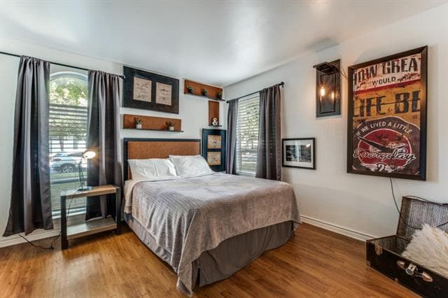 Building Photo - 4810 McKinney Ave