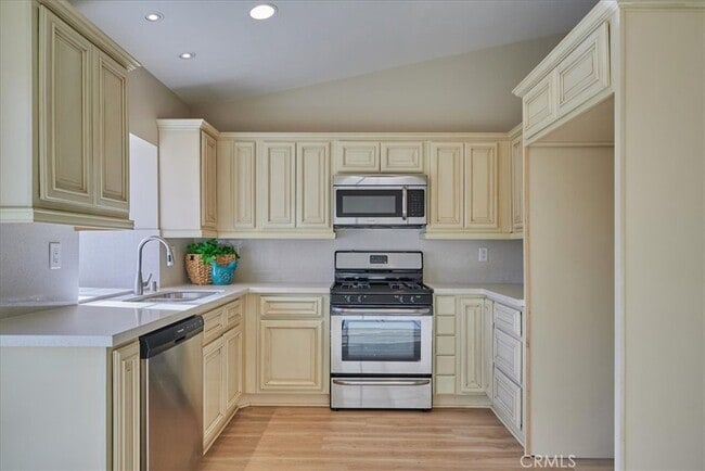 Building Photo - 12749 Nicolet Ct