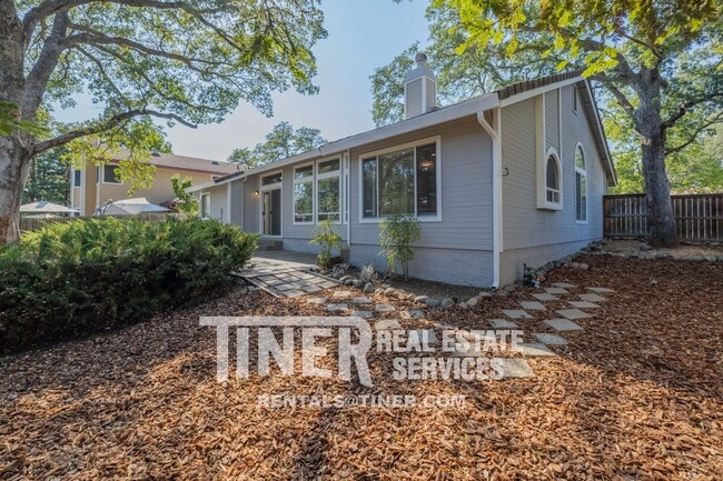 Building Photo - 180 Briggs Ranch Dr