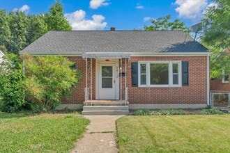 WELCOME TO 2413 MEMORIAL! - 2413 Memorial Ave SW