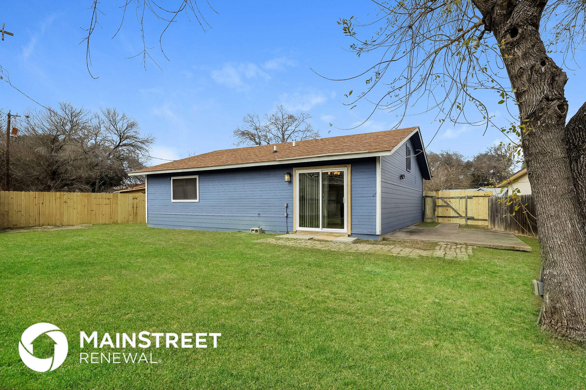 Building Photo - 6606 Gallery Oak St