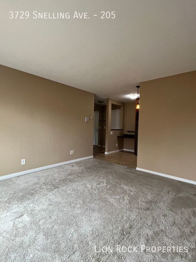 Building Photo - 3729 Snelling Ave