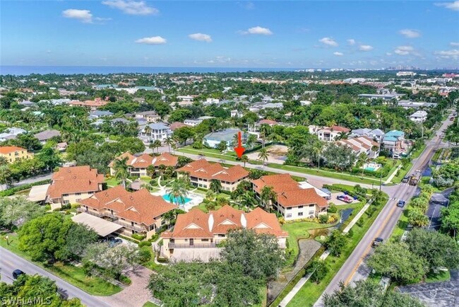 Building Photo - 1100 9th St S