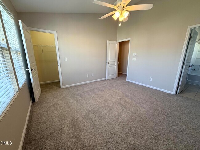 Building Photo - 651 Cupola Dr