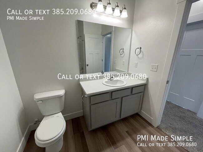 Building Photo - 1834 W Newcastle Ln