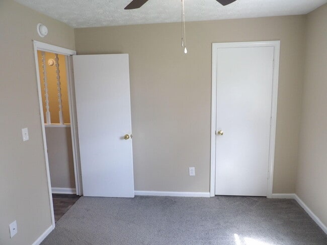 Building Photo - 432 Harrodsburg Ln