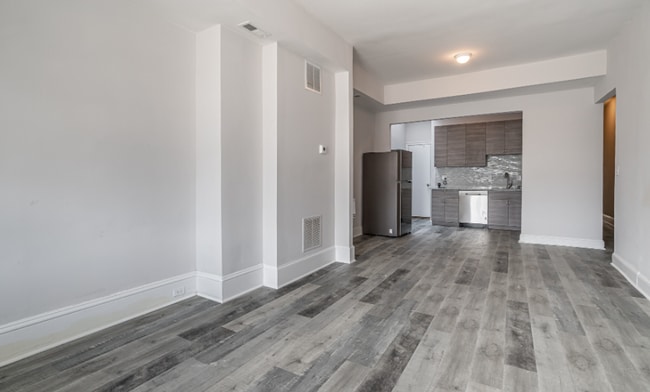 Building Photo - 4249 Leidy Ave