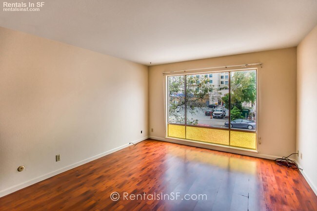 Building Photo - Spacious 2bd/1ba in Inner Richmond!