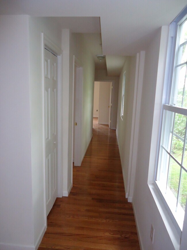 Building Photo - 8029 Erdrick St