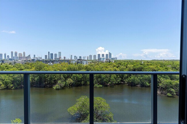 Building Photo - 16385 Biscayne Blvd