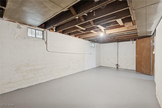 Building Photo - 21750 Westport Ave