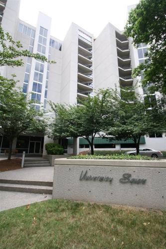 Building Photo - Recently Updated 1 Bd, 1 Bth in desirable midtown Nashville