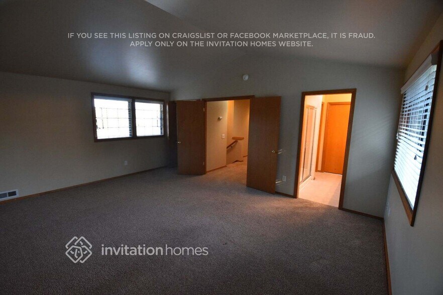 Building Photo - 2350 215th Pl SW