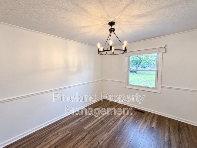 Building Photo - 216 Haverhill Dr