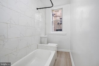 Building Photo - 3462 N Front St