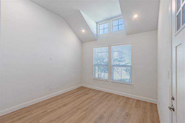 Building Photo - 608 Remington Rd