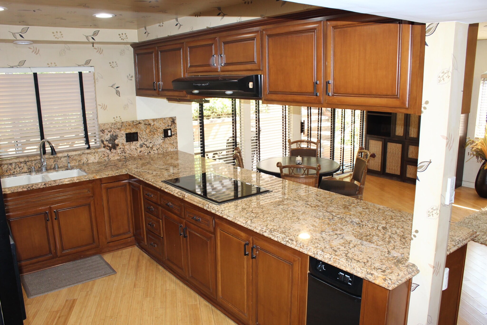 Building Photo - 4400 Portico Pl