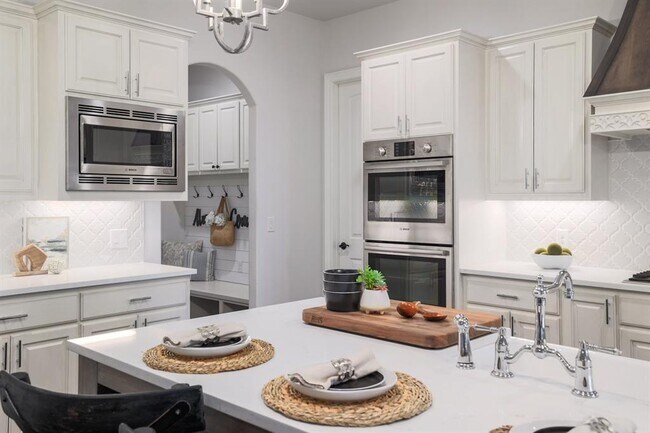 Building Photo - 308 Aldea Cove