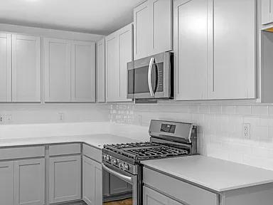 Building Photo - 13124 Hampton Bay Ln