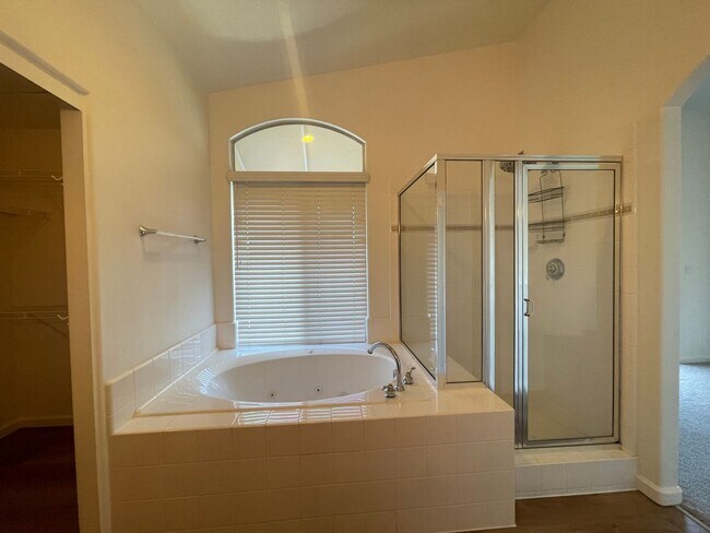 Building Photo - 1535 Via Arroyo