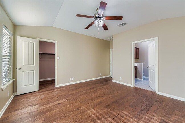 Building Photo - 1003 Sunny Meadows Loop