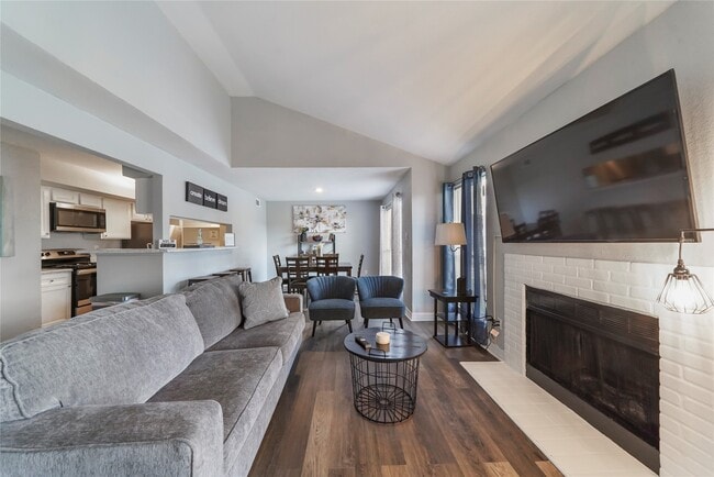 Building Photo - 7200 T C Jester Blvd