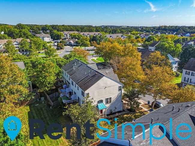 Building Photo - 42853 Golf View Dr
