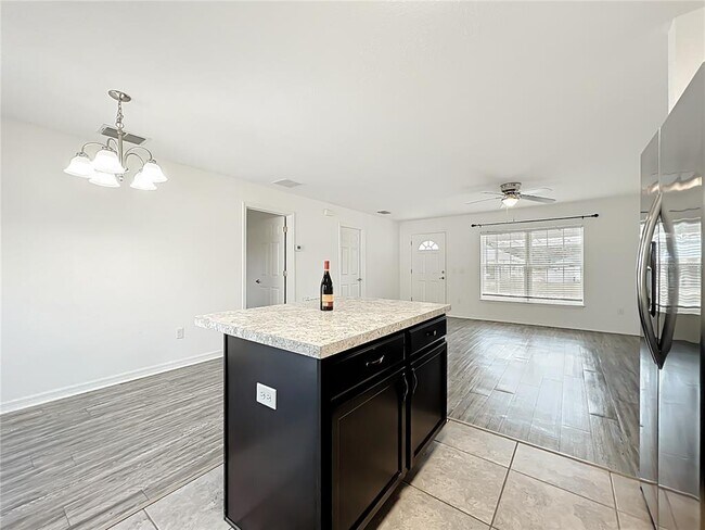 Building Photo - 3897 SW 169th Ln Rd
