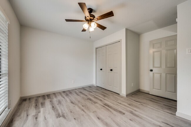 Building Photo - Charming 3-Bedroom Home with 2 Full Baths ...