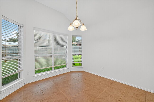 Building Photo - 4826 Claymill Ct
