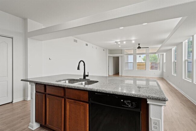 Building Photo - 1629 Arbor Knot Dr