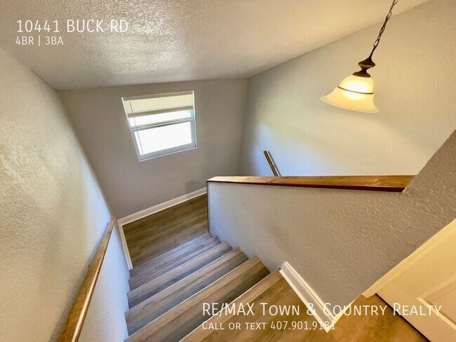 Building Photo - 10441 Buck Rd