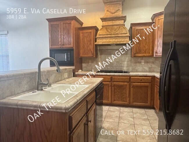 Building Photo - 5959 E Via Casella Dr