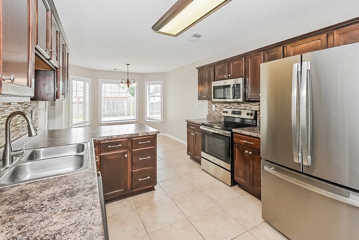 Building Photo - 9048 Gavin Dr