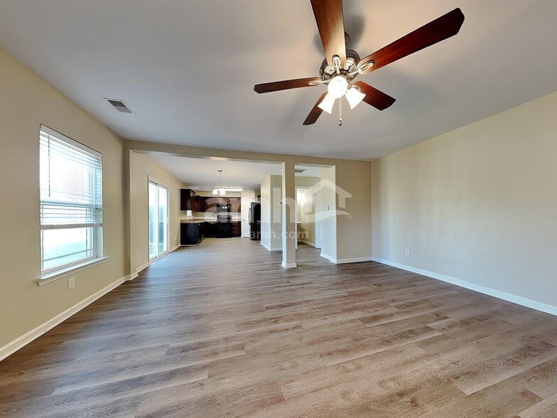 Building Photo - 2 Crystal Lake Dr