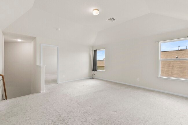 Building Photo - 3011 Tandem Ct