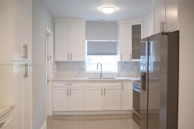 Primary Photo - 624 Westward Dr