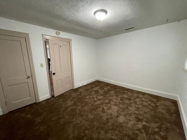 Building Photo - Single Family Home on Old Graves Mill Road