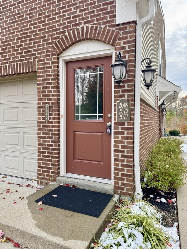 Building Photo - 2065 Timberwyck Ln