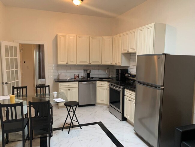 Building Photo - 254A Saratoga Ave