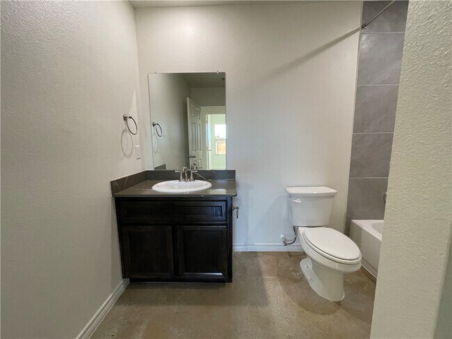 Building Photo - 2404 Duntov Dr