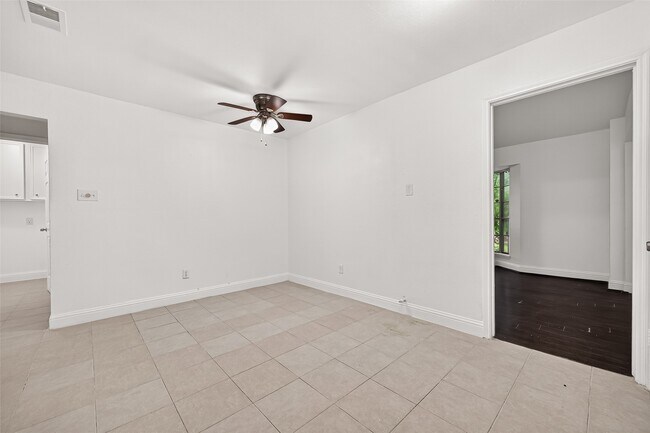 Building Photo - 7214 Addicks Clodine Rd